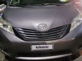 Toyota Sienna 2014 годаүшін5 300 000 тг. в Атырау