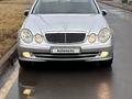 Mercedes-Benz E 320 2003 годаfor5 900 000 тг. в Астана