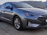 Hyundai Elantra 2019 года за 8 999 999 тг. в Актау – фото 2