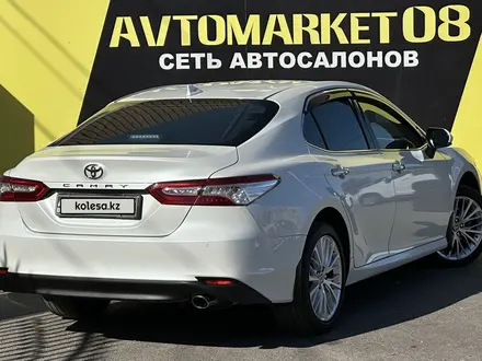 Toyota Camry 2020 года за 13 990 000 тг. в Тараз – фото 9