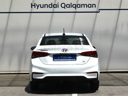Hyundai Accent 2017 года за 6 400 000 тг. в Алматы – фото 2
