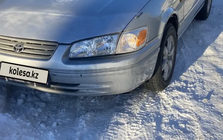 Toyota Camry 2000 годаfor3 700 000 тг. в Сарканд