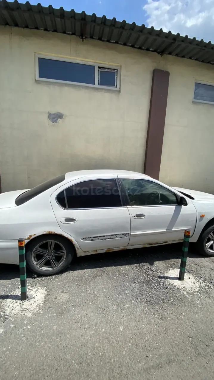Nissan Cefiro, 1999