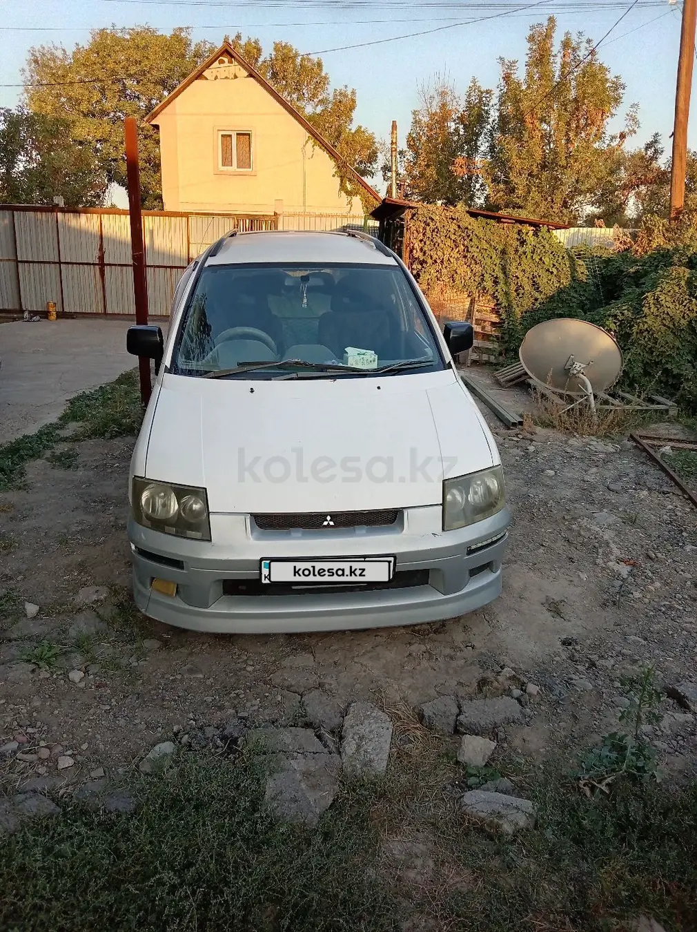 Mitsubishi RVR, 1999