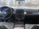Volkswagen Touareg 2004 года за 4 000 000 тг. в Шымкент – фото 5