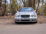 Mercedes-Benz E 320 2000 года за 5 000 000 тг. в Алматы – фото 4