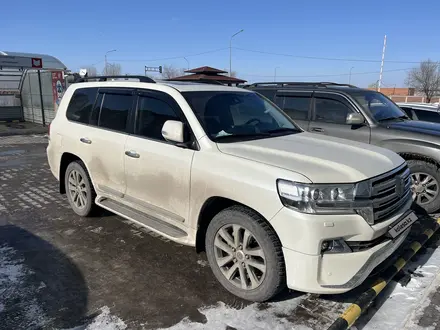 Toyota Land Cruiser 2019 года за 35 000 000 тг. в Астана