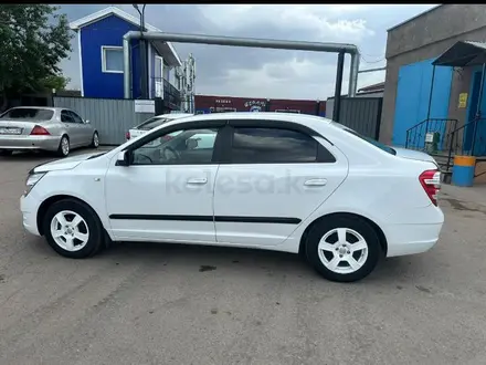 Chevrolet Cobalt 2014 года за 3 800 000 тг. в Караганда – фото 3