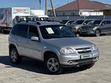 Chevrolet Niva 2014 годаүшін3 650 000 тг. в Атырау – фото 2