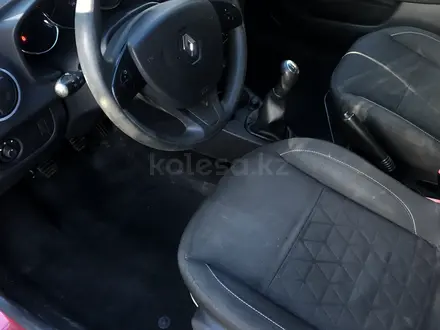 Renault Sandero Stepway 2016 года за 5 800 000 тг. в Актобе – фото 4