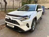 Toyota RAV4 2021 годаfor21 000 000 тг. в Алматы