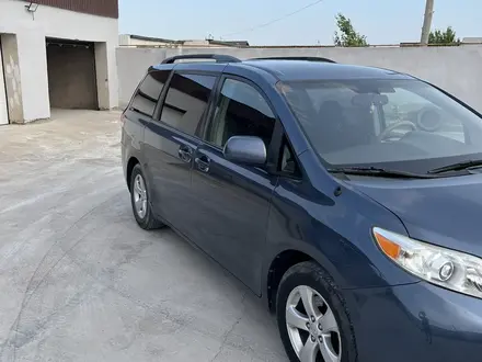 Toyota Sienna 2013 года за 11 000 000 тг. в Актау – фото 2