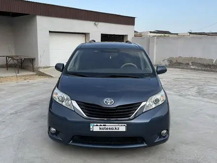Toyota Sienna 2013 года за 11 000 000 тг. в Актау