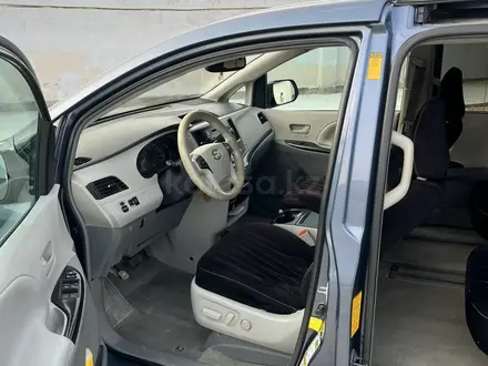Toyota Sienna 2013 года за 11 000 000 тг. в Актау – фото 7