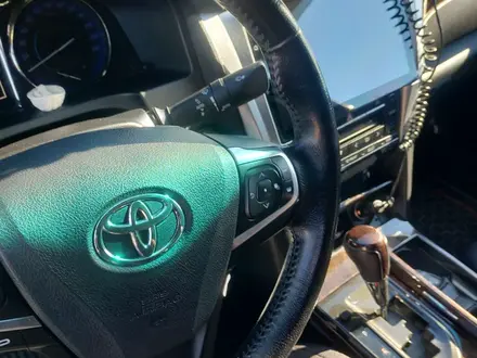 Toyota Camry 2015 года за 11 500 000 тг. в Караганда – фото 9