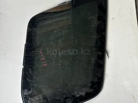 Форточка заднего крыла (собачатник) на Мазда Трибьют за 10 000 тг. в Караганда