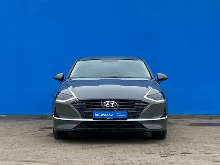 Hyundai Sonata 2023 года за 12 820 000 тг. в Алматы – фото 2
