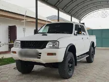 Mitsubishi L200, 2003