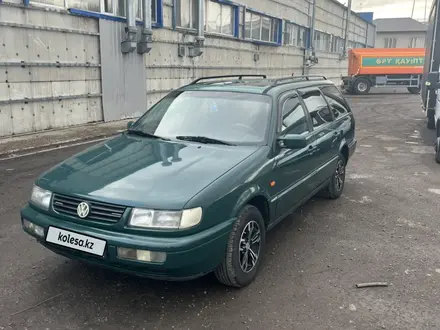 Volkswagen Passat 1995 года за 3 000 000 тг. в Астана