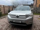 Toyota Highlander 2013 года за 13 000 000 тг. в Алматы – фото 2