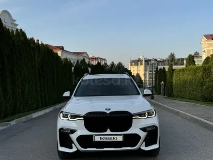 BMW X7 2020 года за 47 500 000 тг. в Алматы – фото 2