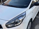 Kia Carens 2013 годаүшін7 300 000 тг. в Алматы – фото 2