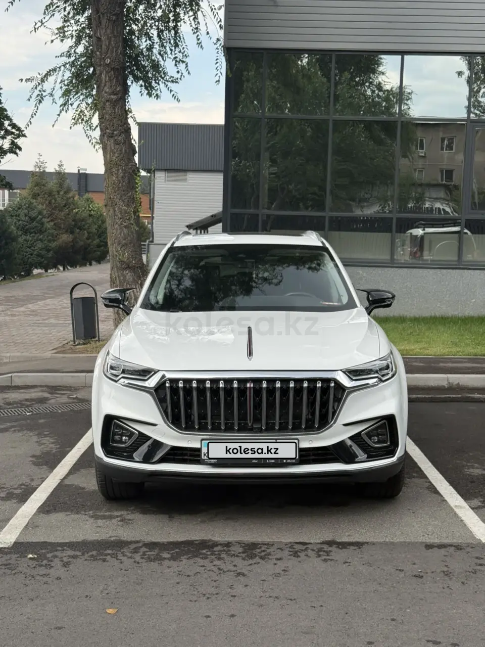 Hongqi HS5, 2024