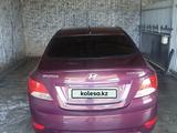 Hyundai Solaris 2011 годаүшін3 700 000 тг. в Семей – фото 2