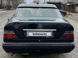 Mercedes-Benz E 200 1995 года за 1 900 000 тг. в Костанай – фото 5