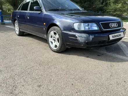 Audi A6 1995 года за 2 350 000 тг. в Астана – фото 4