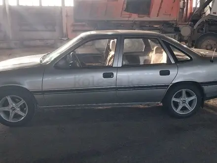 Opel Vectra 1992 года за 800 000 тг. в Петропавловск – фото 4