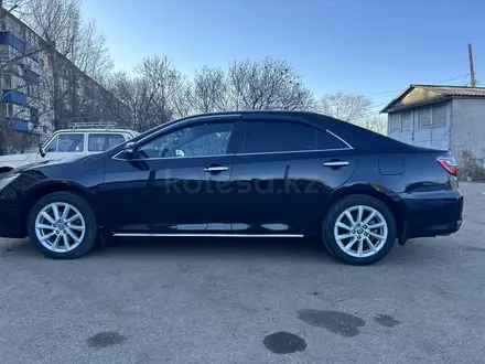 Toyota Camry 2013 года за 8 500 000 тг. в Уральск – фото 2