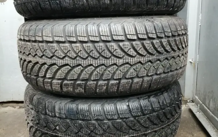 Резина новая 225*55*16 BRIDGESTONE (M + S), год производства 2018 за 125 000 тг. в Караганда