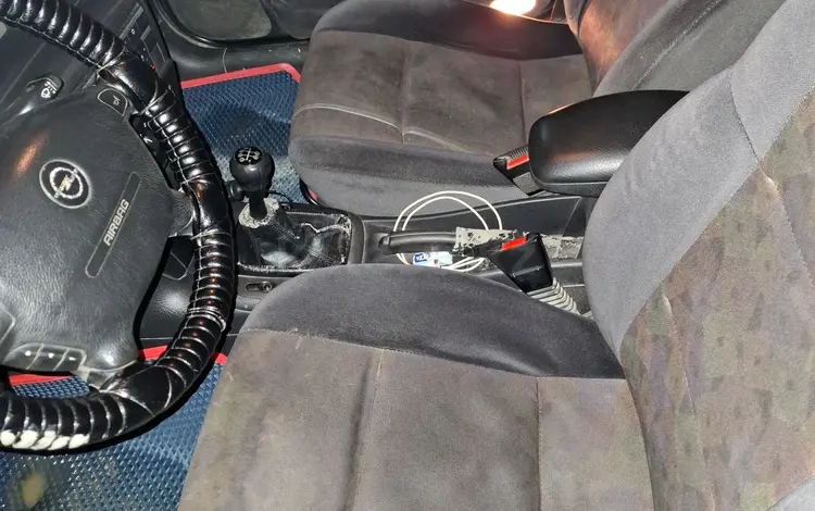 Opel Vectra 2001 года за 2 400 000 тг. в Актобе