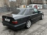 Mercedes-Benz E 320 1993 года за 2 400 000 тг. в Алматы – фото 3