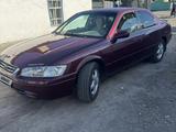 Toyota Camry 1997 года за 2 800 000 тг. в Семей