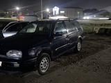 Volkswagen Golf 1994 годаүшін550 000 тг. в Астана