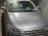 Hyundai Elantra 2019 годаүшін8 000 000 тг. в Алматы