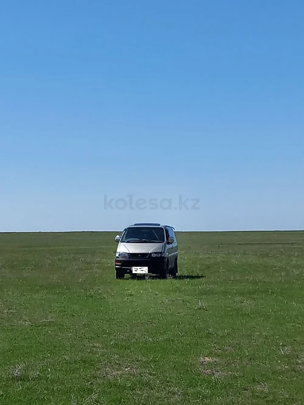 Mitsubishi Delica, 1998