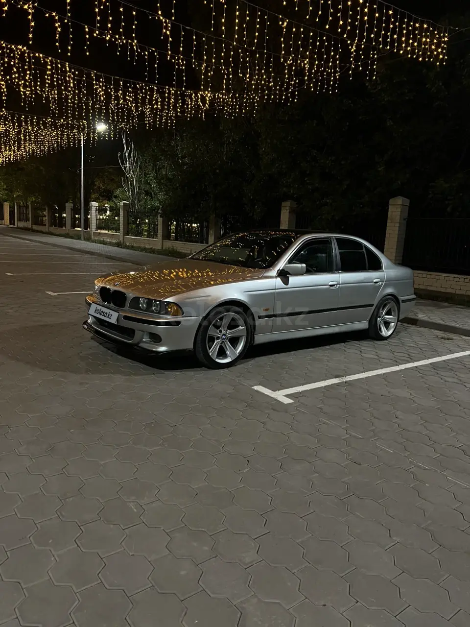 BMW 5 Series, 2001