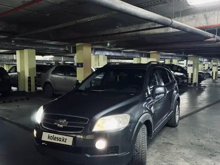 Chevrolet Captiva 2008 года за 5 000 000 тг. в Астана