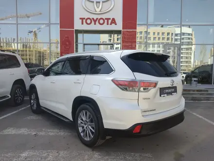 Toyota Highlander 2017 года за 19 000 000 тг. в Астана – фото 2