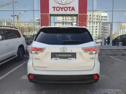 Toyota Highlander 2017 года за 19 000 000 тг. в Астана – фото 4
