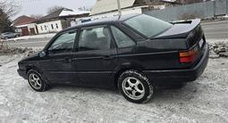 Volkswagen Passat 1993 года за 800 000 тг. в Семей