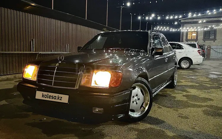 Mercedes-Benz E 220 1992 года за 2 200 000 тг. в Алматы
