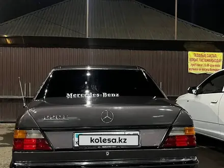 Mercedes-Benz E 220 1992 года за 2 200 000 тг. в Алматы – фото 6