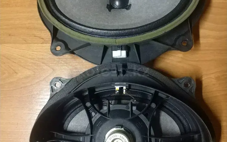 Динамики дверные на камри 30 за 15 000 тг. в Алматы