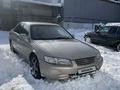 Toyota Camry 1999 годаүшін3 100 000 тг. в Алматы – фото 2