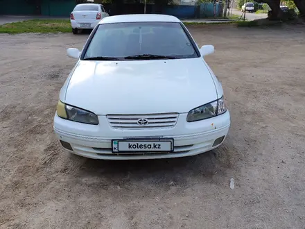 Toyota Camry 1997 года за 3 100 000 тг. в Алматы – фото 3