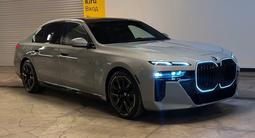 BMW 750 2023 года за 65 000 000 тг. в Алматы – фото 2